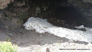Grotta del Gelo